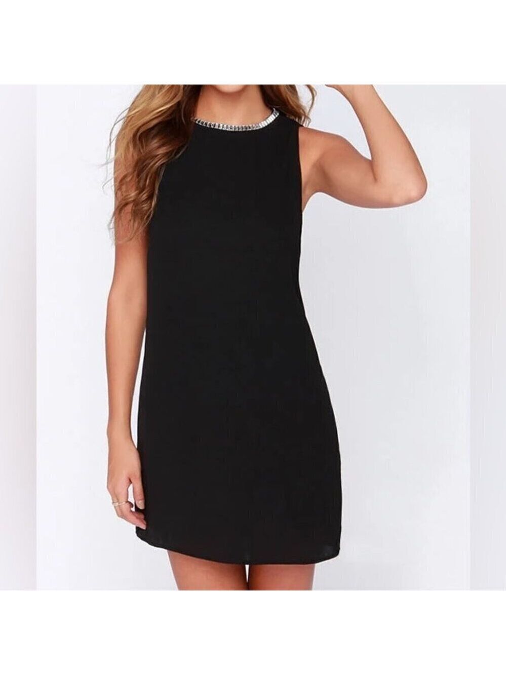 ** Dress Forum Jewel Neck Black Sheath Dress Size S